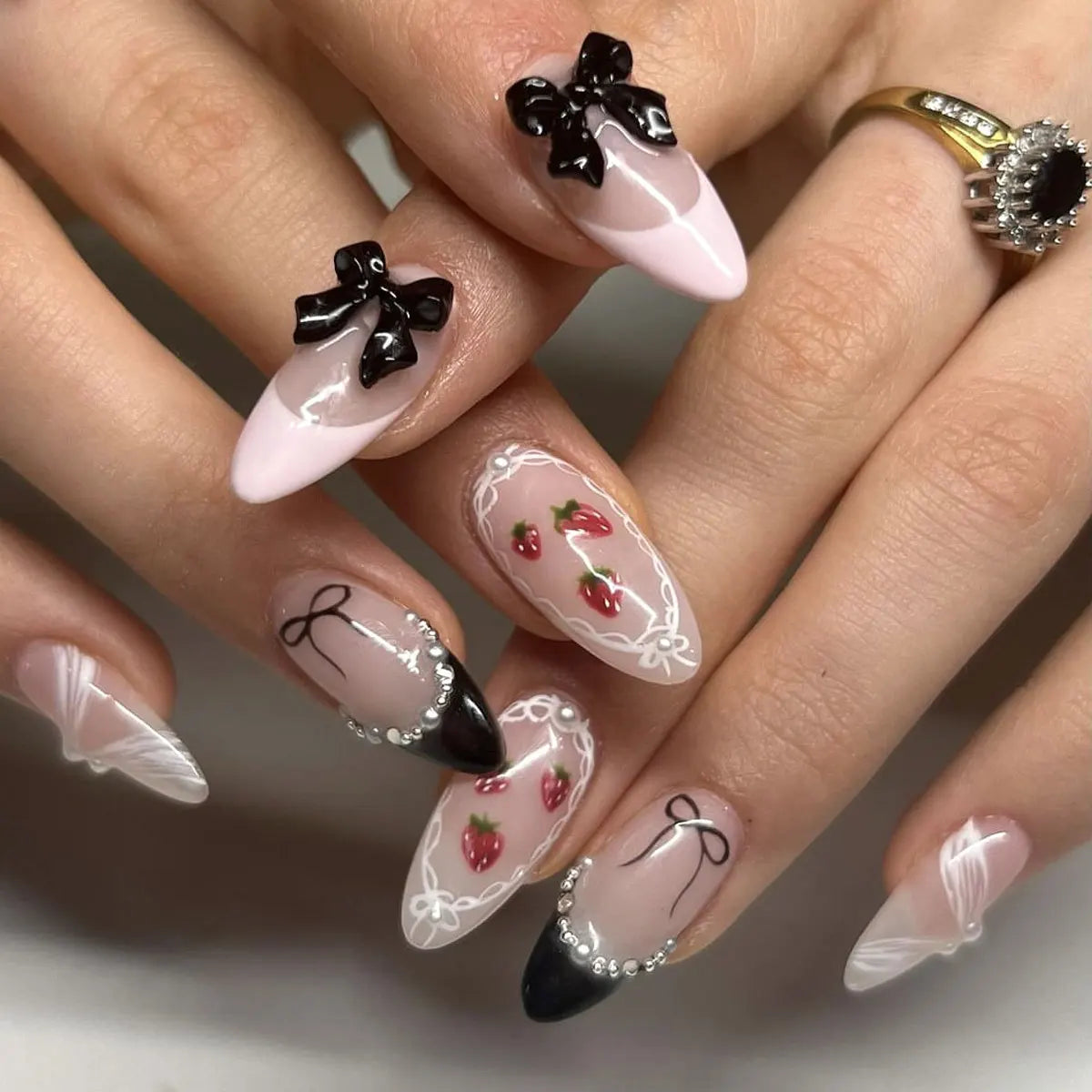 24Pcs White Almond False Nails Ballet with French Design Wearable Fake Nails Gradient Simple Full Cover Press on Nail Tips Art