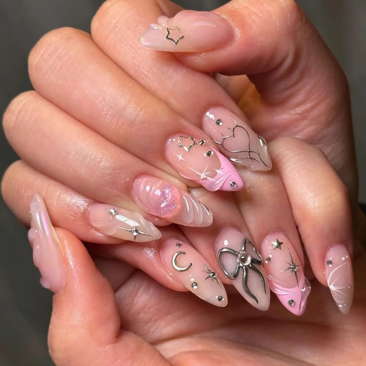24Pcs Almond False Nails Cute Strawberries with French Design Simple White Wearable Fake Nails Decoration Press on Nail Tips Art